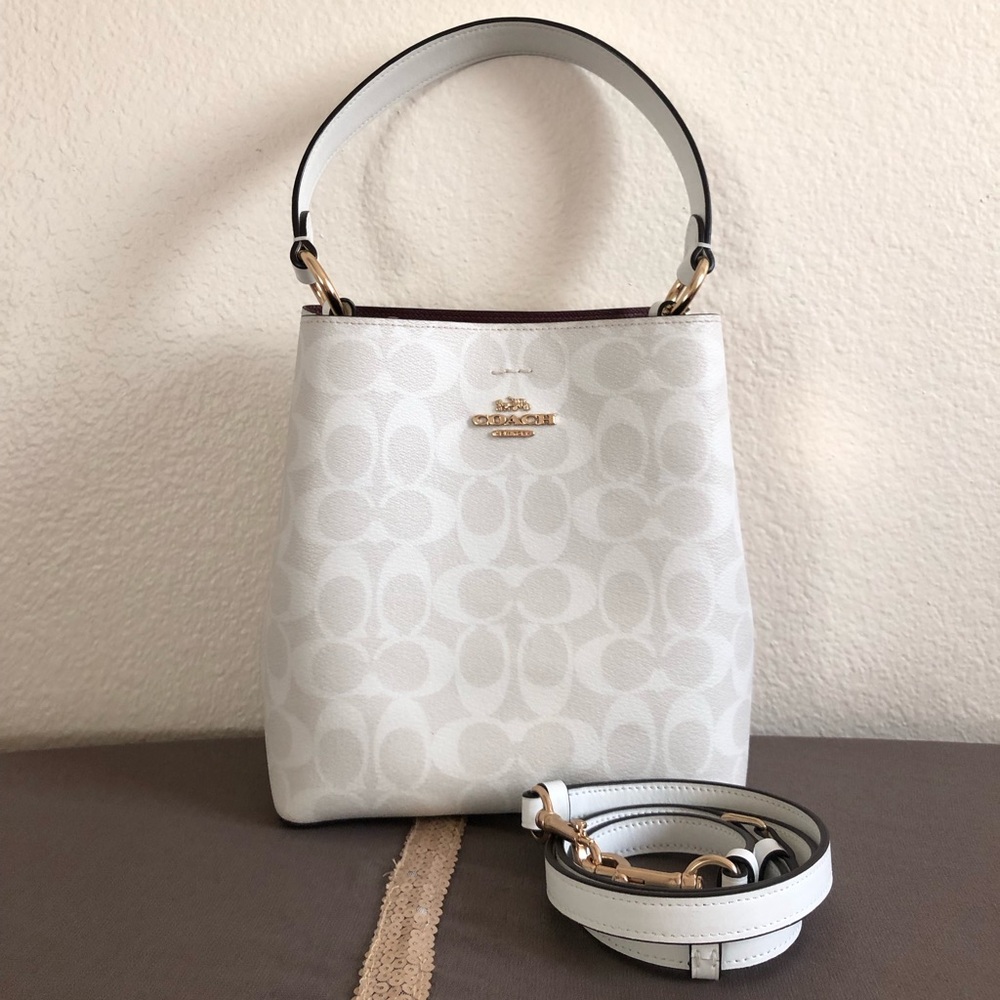 Coach 2 way bucket bag monogram handle shoulder strap logo small town mollie